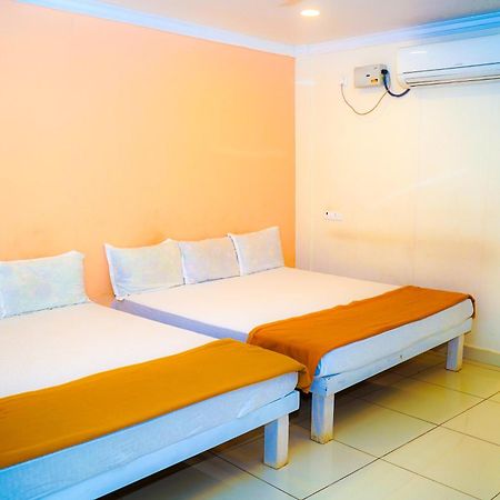 Aditi Rooms Tiruchirappalli Zewnętrze zdjęcie